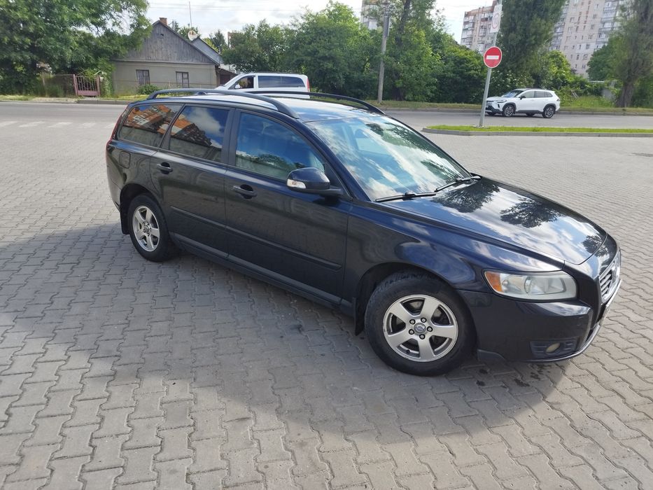 Продам Volvo v50