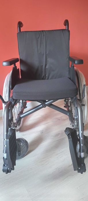 Wózek inwalidzki Vermeiren V500 light