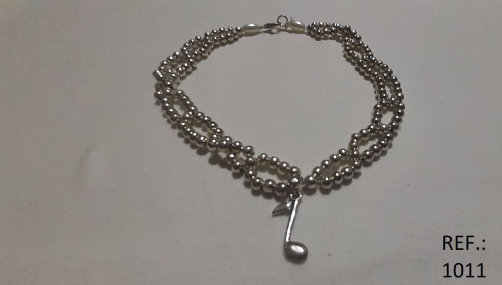 Bijutaria feita à mão