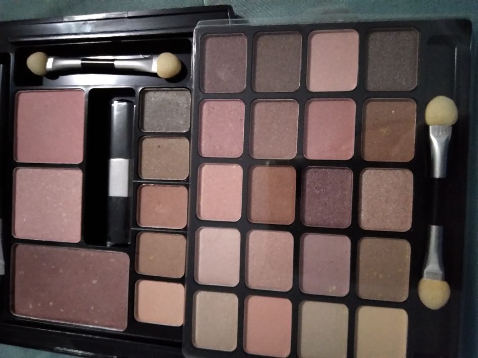 Maquilhagem nova64285733749890121
