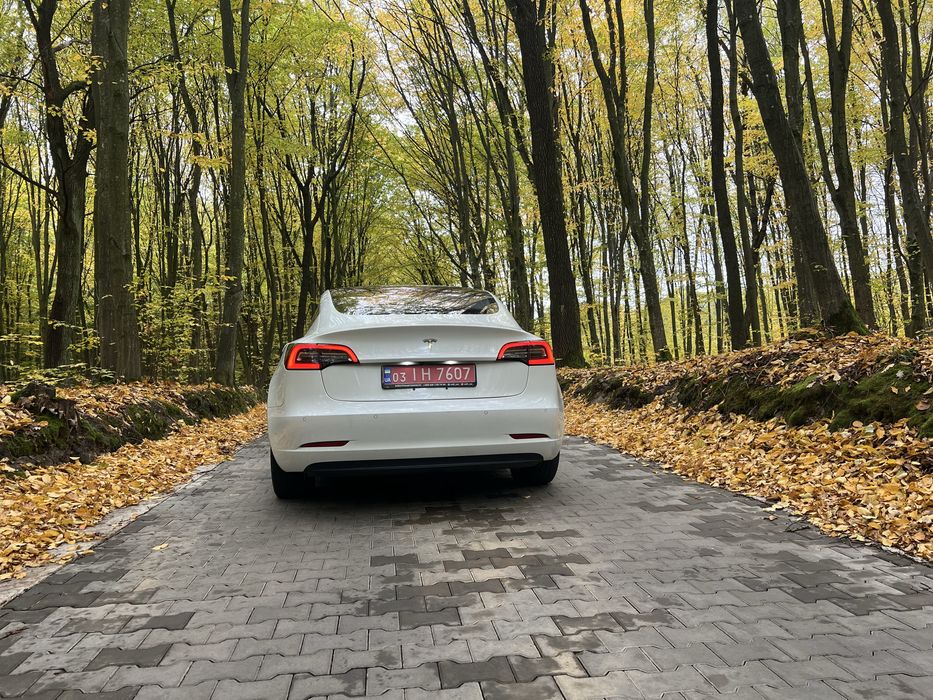 Tesla Model 3 2018