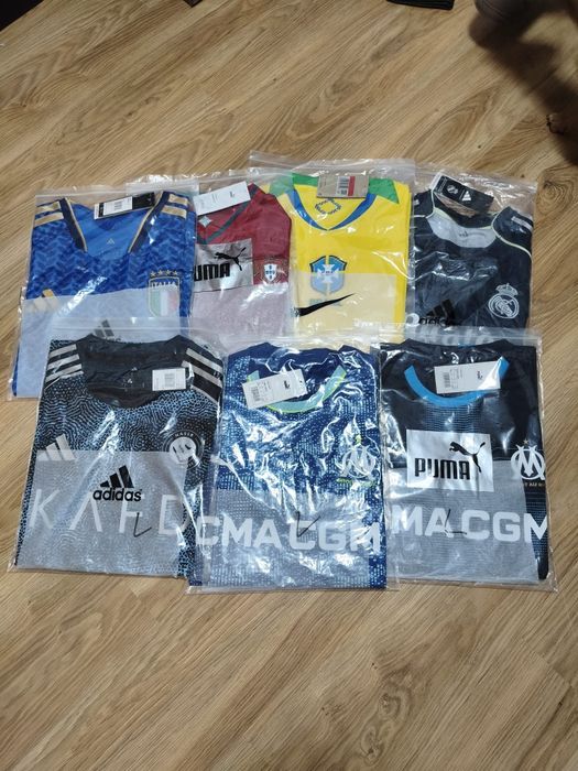 Camisolas de futebol 15€