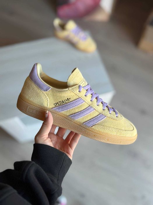 Adidas Handball Spezial. Жіночі кросівки. Оригінальні кросівки. Демісезон. Оригінал