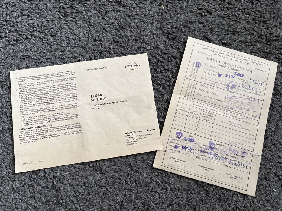 Zegar ścienny z 1989r.