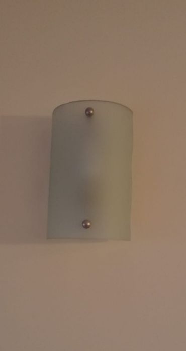 Candeeiro de parede.