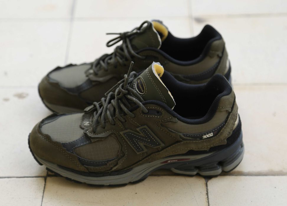 New Balance  2002R "Protection Pack - Dark Moss" sneakers