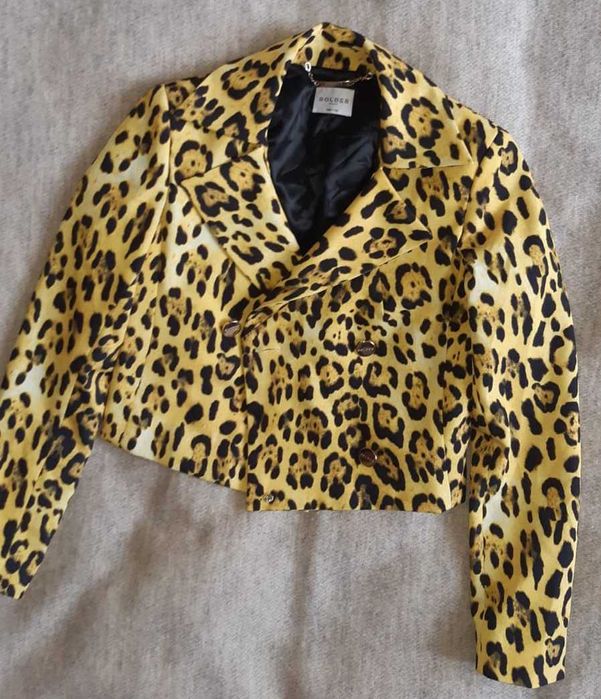 Marynarka typu bolerko marki Bolder italy