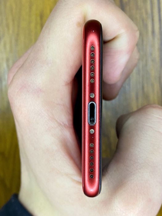 iPhone SE 2020 256gb Red Neverlock. Гарантия!