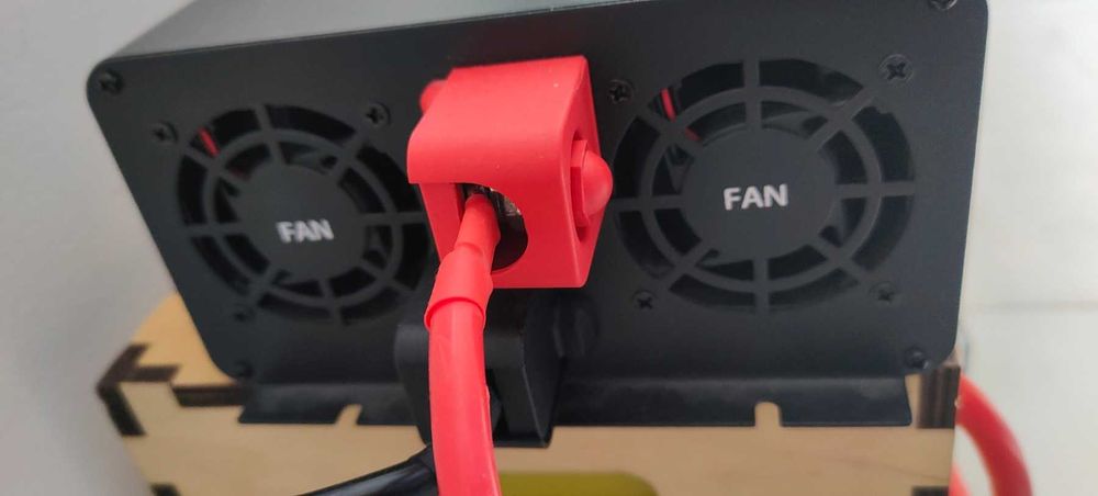 Інвертор чистий синус Datouboss 2000W 12V, пікова 4000W