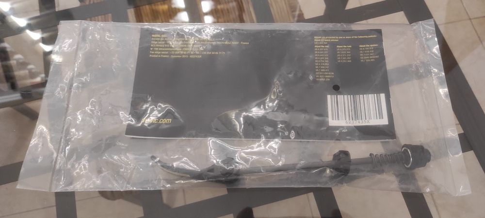 Espeto da marca Mavic