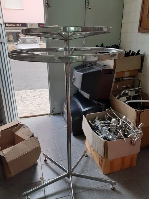 Material para loja de roupa