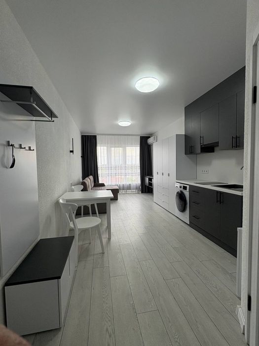 Квартира-студія площею 24 м² на 3-му поверсі.
