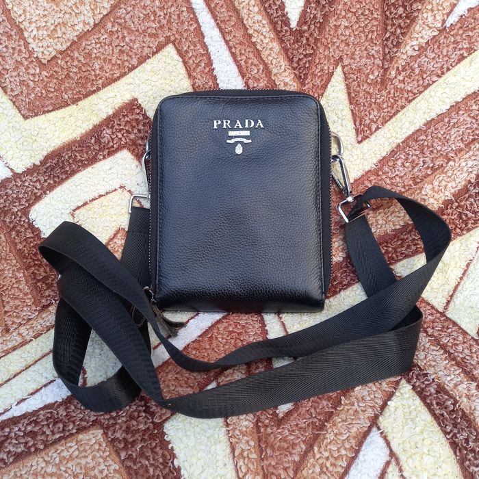 Сумка для телефона барсетка шкіряна PRADA