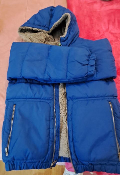 Casaco Benetton todo forrado com pêlo menino 10 anos