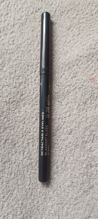 Konturówka do oczu Avon Blackest Black czarna