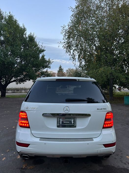 Mercedes- ML 2010рік 3.0D