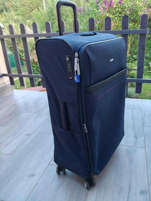 Walizka duza na kółkach