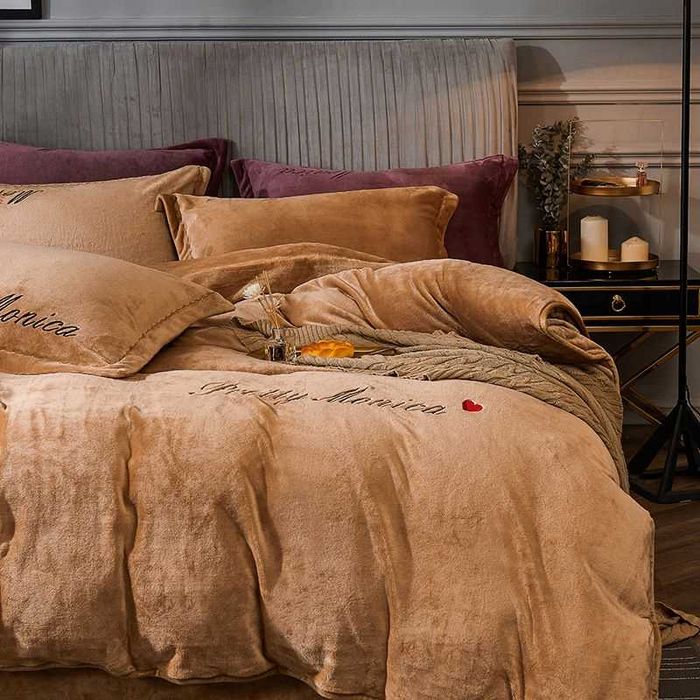 Постільна білизна "Моніка" ВЕЛЮРОВА ЄВРО Бєж
