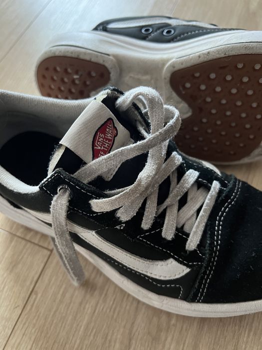 Vans pretas tamanho 37