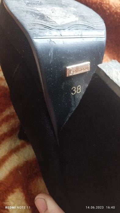 Жіночі стильні туфлі