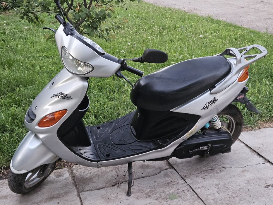 Скутер Yamaha GRAND AXIS 100