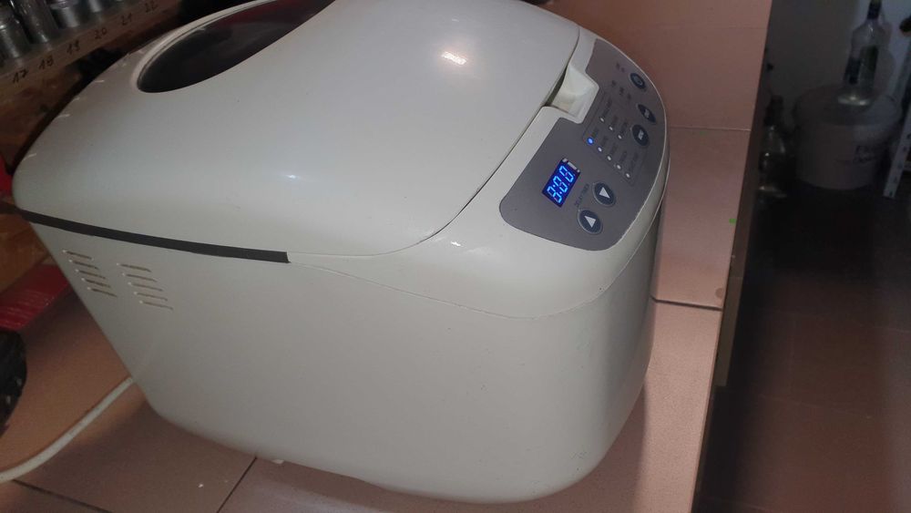 Maszyna do pieczenia chleba Zelmer