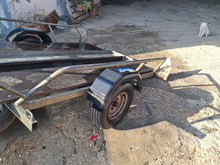 Vendo reboque tuniauto moto 4