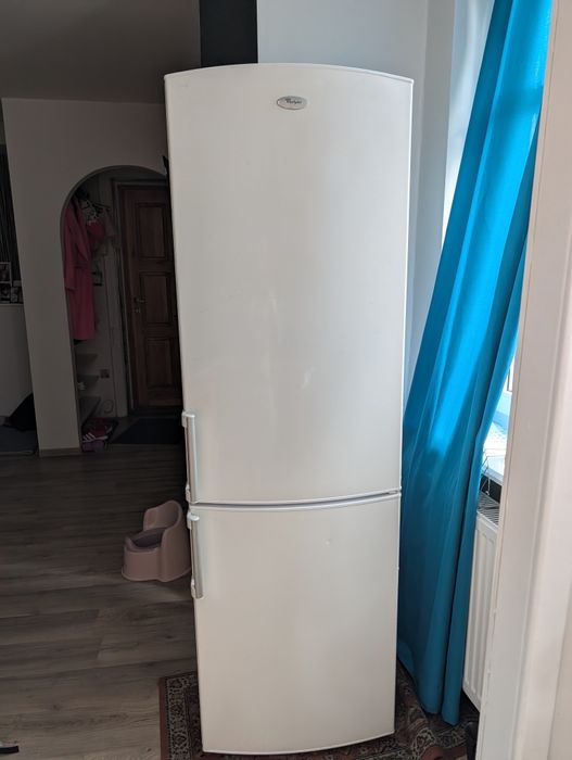 Lodówka 60x 187 Whirlpool