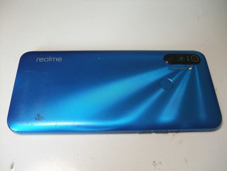 Продам мобільний телефон Realme C3