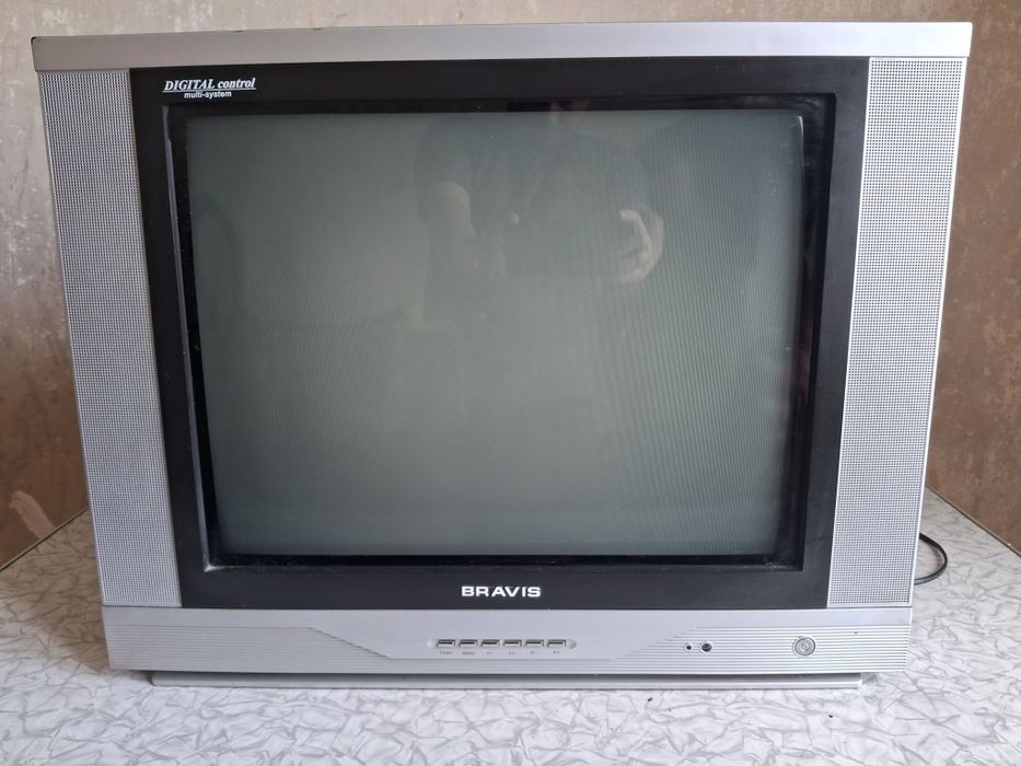 Телевізор Bravis  21''