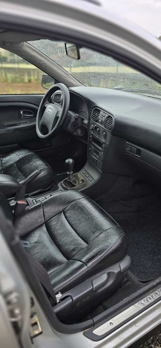 Volvo v40 1.6i 109cv
