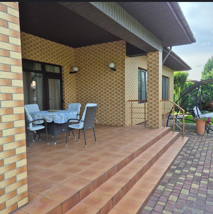 Продаётся качественный добротный дом в начале Обуховки район Некрасова