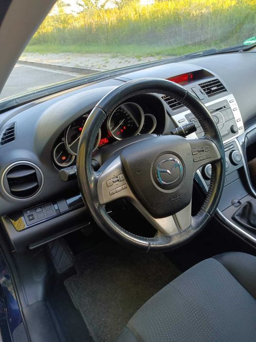 Samochód Mazda 6