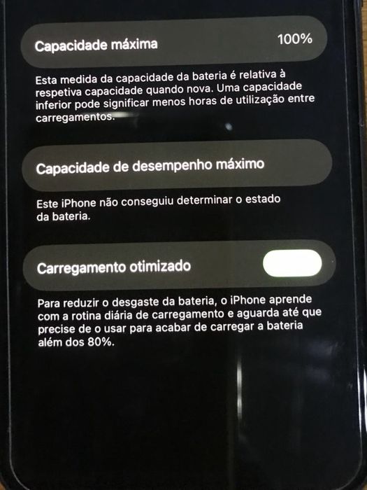 iPhone 11 Pro Midnight Green 256GB – Excelente Estado + 7 Capas + Películas