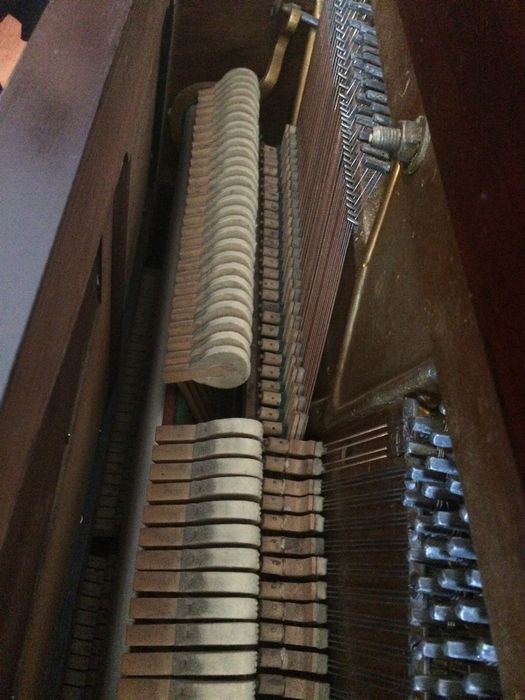 Pianino W.Menzel