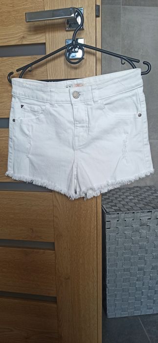 Spodenki białe S/36