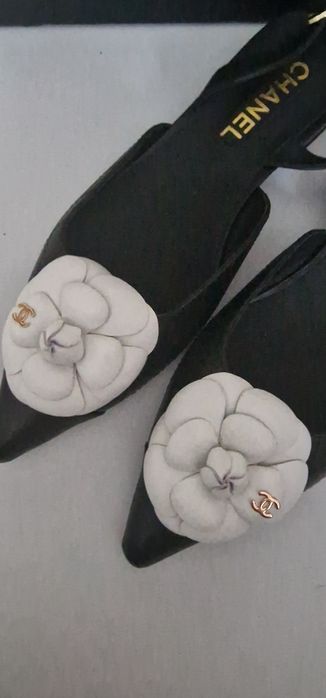 Piękne Chanel z camelia 39