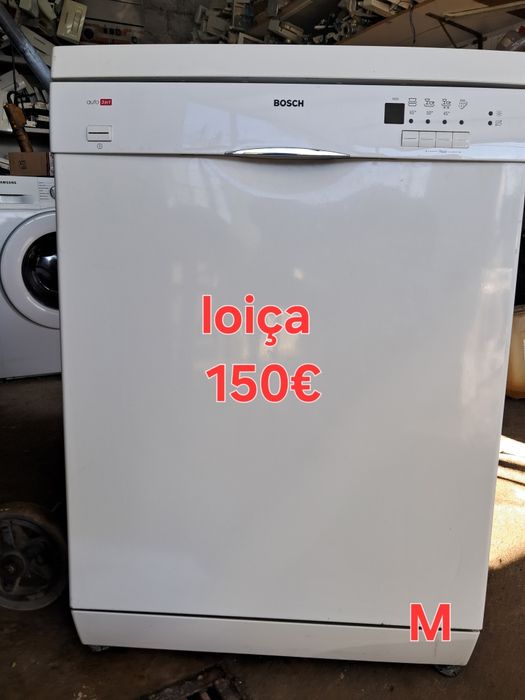 Várias máquinas de lavar