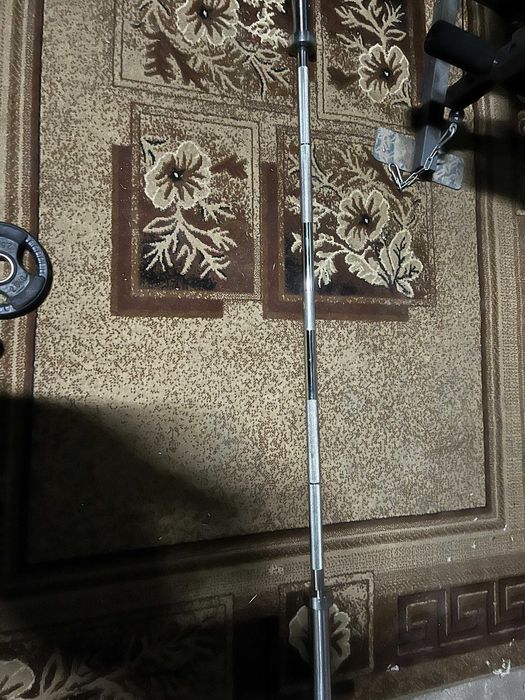 Gryf olimpijski 20 kg 220cm