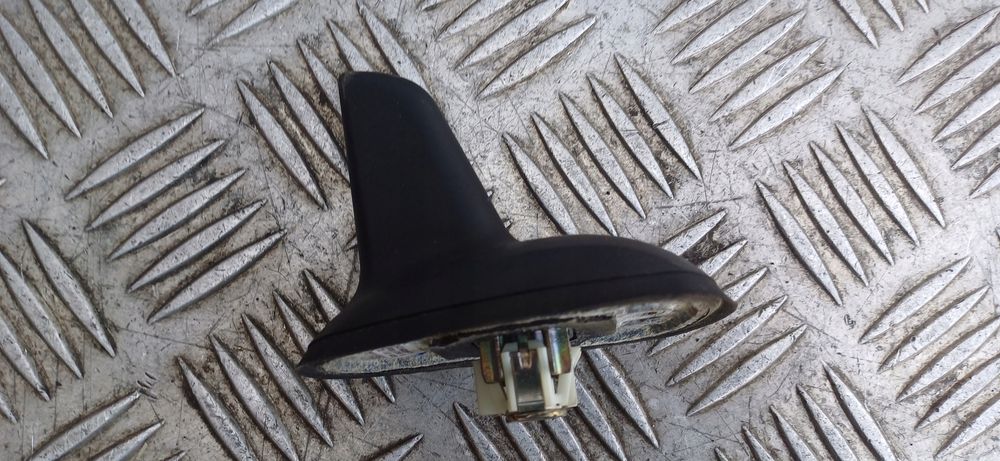 Mercedes W204 Antena Dachowa płetwa