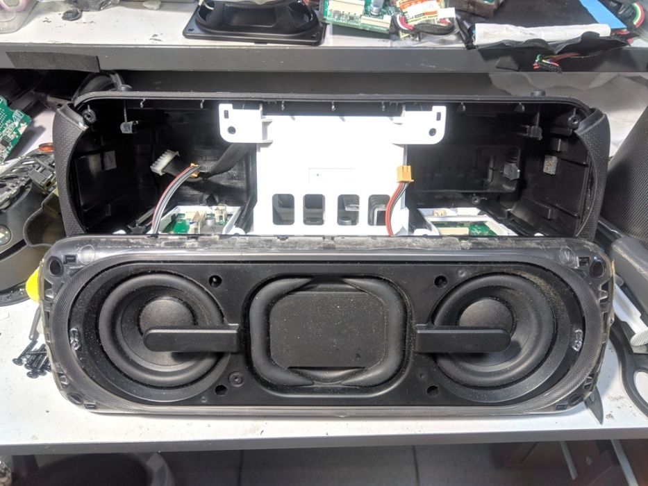 Ремонт и восстановление динамиков JBL, Harman Kardon, Bose.