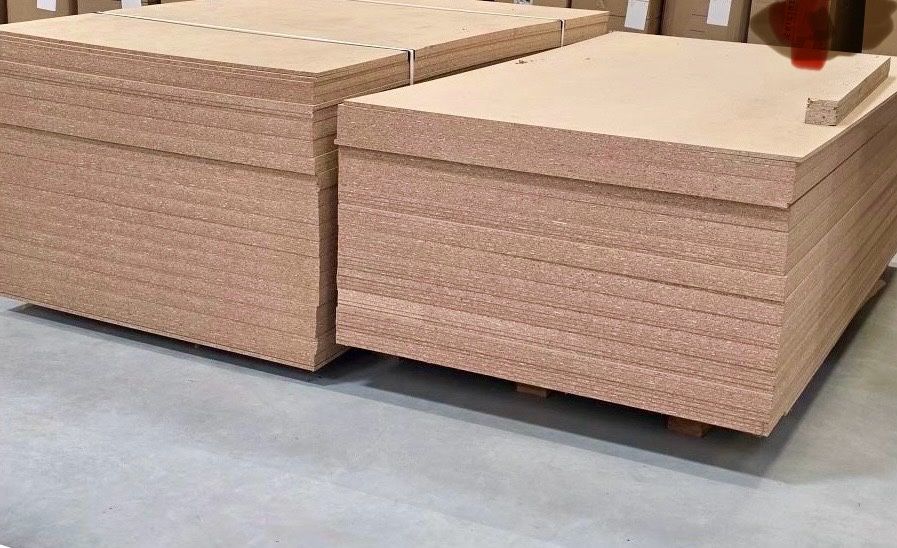 Plyty mdf niepalne wiorwe gladkie 210x130