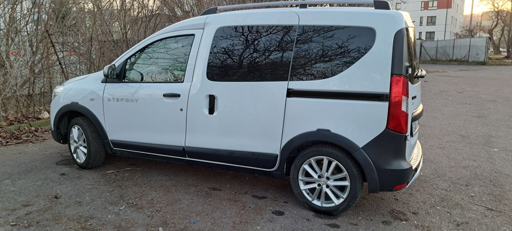 Dacia Dokker 1.6 Stepway gaz
