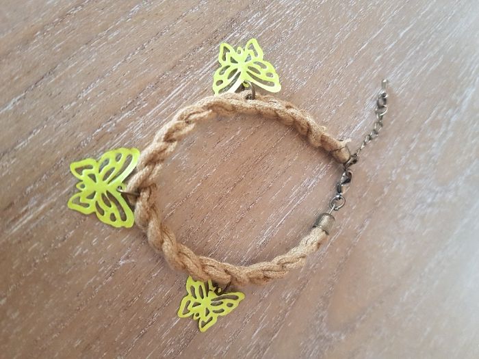 Pulseira, Nunca Usada