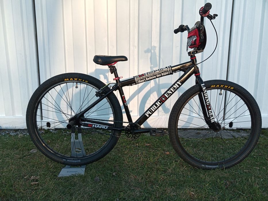 Se Bikes x Public Enemy 29