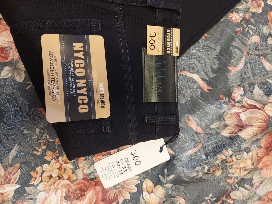 Джинси  штани дуже теплі нові на флісі