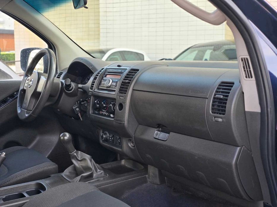 Nissan Navara D40 2.5Dci 190Cv "Full Extras"