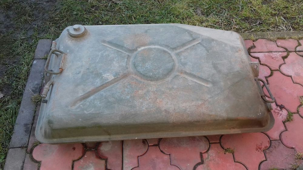 Каністра бак  100 літрів