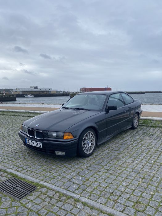 BMW e36 318is coupe
