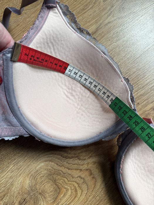 Biustonosz 85D koronka Hunkemöller